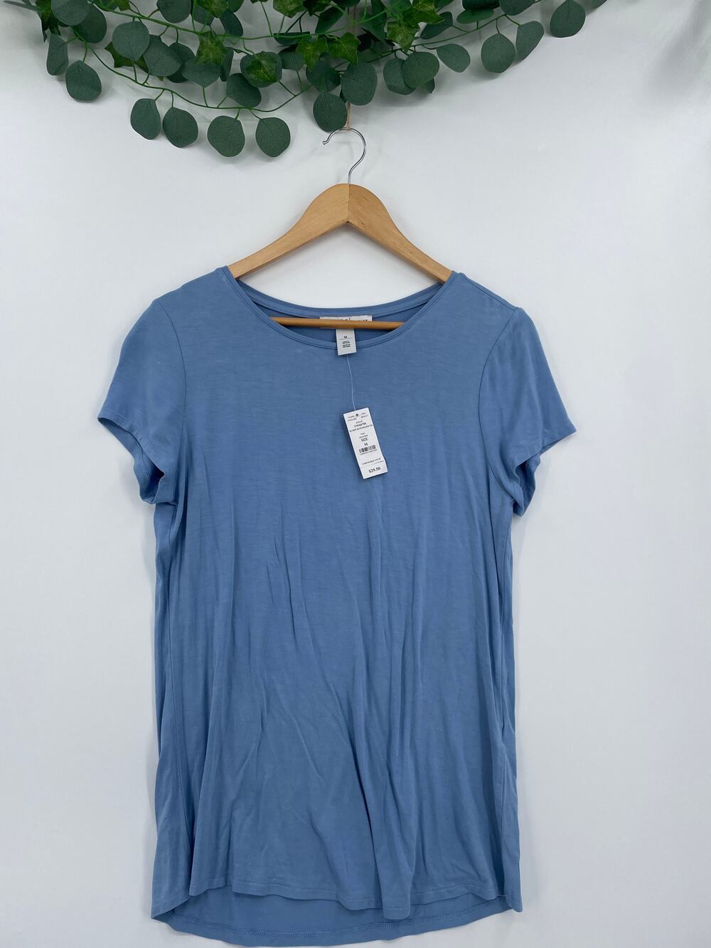 Womans NWT WhiteHouse BlackMarket Sky Blue Soft Blouse Med